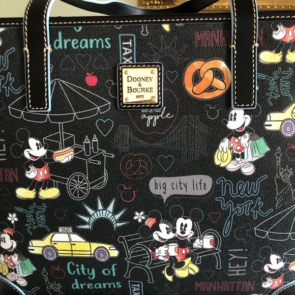 Disney Dooney & Bourke Mickey Minnie NEW YORK Tote - Picture 2 of 8
